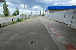комерційна за адресою Романа Шухевича просп. (Генерала Ватутіна), 30