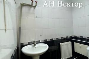 комерційна за адресою Клочківська вул., 191а