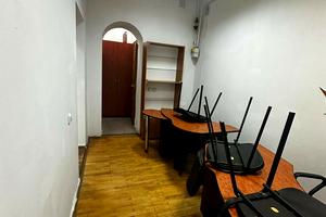 комерційна за адресою Івана Франка вул., 27