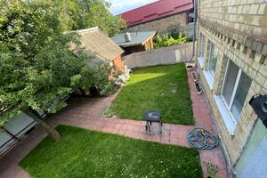 будинок за адресою с. Новосілки, Академічна вул., 10