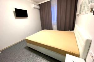 квартира по адресу Ревуцкого ул., 40-В