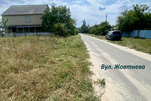 ділянка за адресою Квітнева