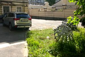 комерційна за адресою Тараса Шевченка бульв., 9/28
