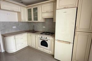 квартира за адресою Олександра Довженка вул., 5