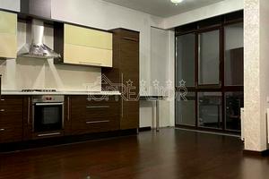 квартира за адресою Чайковського, 6
