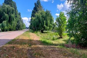 участок по адресу Виставкова, 1