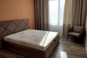 квартира за адресою Довженка вул., 6