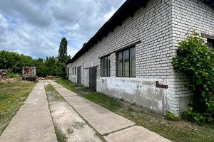 комерційна за адресою Азовстальська вул., 21