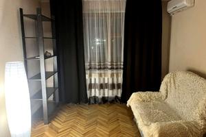 квартира за адресою Довженка, 14