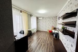 квартира за адресою Жасминова вул., 5б