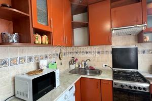 квартира за адресою Поздовжня вул., 3б