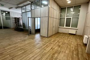 комерційна за адресою Ділова вул. (Димитрова), 2-Б