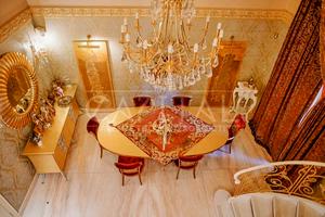 будинок за адресою Київська вул.
