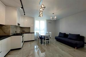 квартира за адресою Топольна вул., 4г