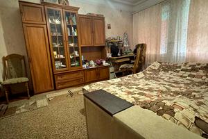 дом по адресу п. Усатово, шкільний провулок