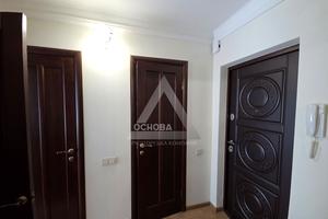 квартира за адресою Шкільна вул. (Героїв Сталінграда), 18
