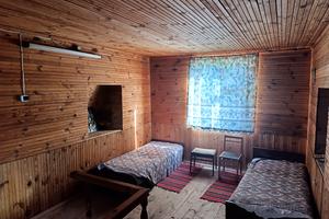 будинок за адресою Вишнева