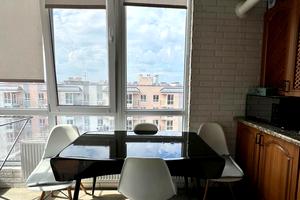 квартира по адресу Співдружності ул., 1