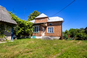 будинок за адресою Центральна, 8