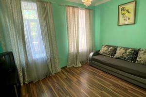 квартира за адресою Богдана Хмельницького вул., 33