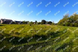 ділянка за адресою Центральна, 1