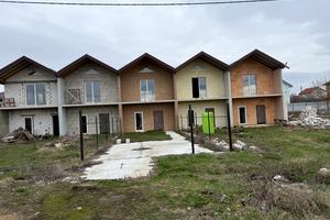 будинок за адресою Приозерна вул.