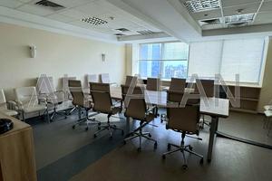 комерційна за адресою Дегтярівська вул., 53