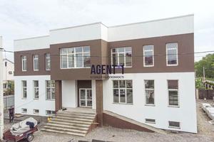 комерційна за адресою вул. Паркова
