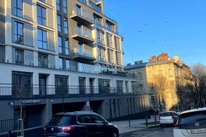коммерческая по адресу Голубовича ул., 37