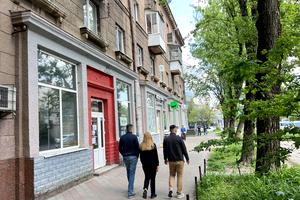 комерційна за адресою Героїв УПА вул., 76
