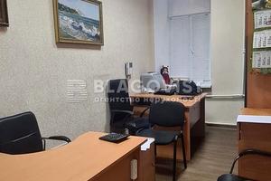 комерційна за адресою Хрещатик вул., 10-Б