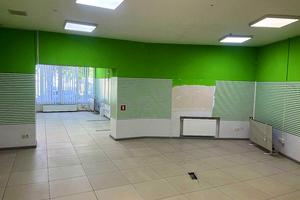 комерційна за адресою Харківське шосе, 58