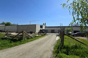 паркомісце за адресою Богдана-Ігора Антонича вул., 17