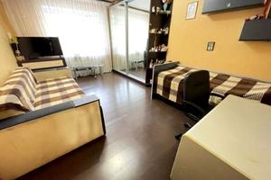 квартира за адресою Середньофонтанська вул., 30