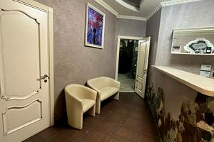 комерційна за адресою Київ, Петра Калнишевського вул. (Михайла Майорова), 7