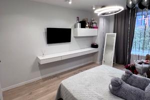 квартира по адресу Каменецкая ул., 105