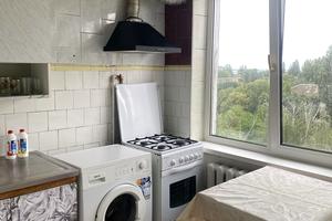 квартира за адресою Зодчих вул., 4