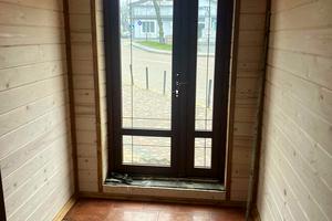 коммерческая по адресу пгт. Куты, Площа Шевченка, 1А