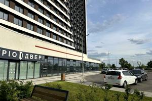 комерційна за адресою Дніпровська набережна вул., 15-Є