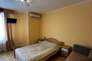 коммерческая по адресу Червоной Калины просп., 79