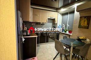 квартира за адресою Космічна вул., 5-Б
