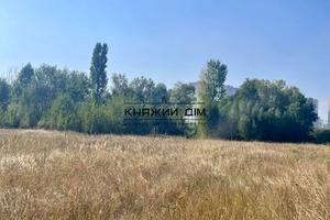 участок по адресу с. Погребы, 