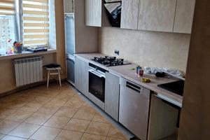 квартира по адресу Кравчука ул., 42а