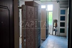 комерційна за адресою Анни Ахматової вул., 22