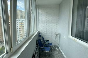 квартира за адресою Академіка Сахарова вул., 9