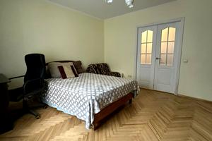 квартира по адресу Авиаконструктора Антонова ул., 7