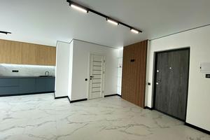 квартира за адресою Степана Бандери вул., 77-Б