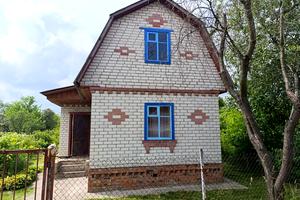 будинок за адресою Вишнева