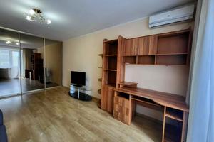 квартира за адресою майдан Незалежності пл., 10