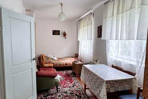 будинок за адресою центральна